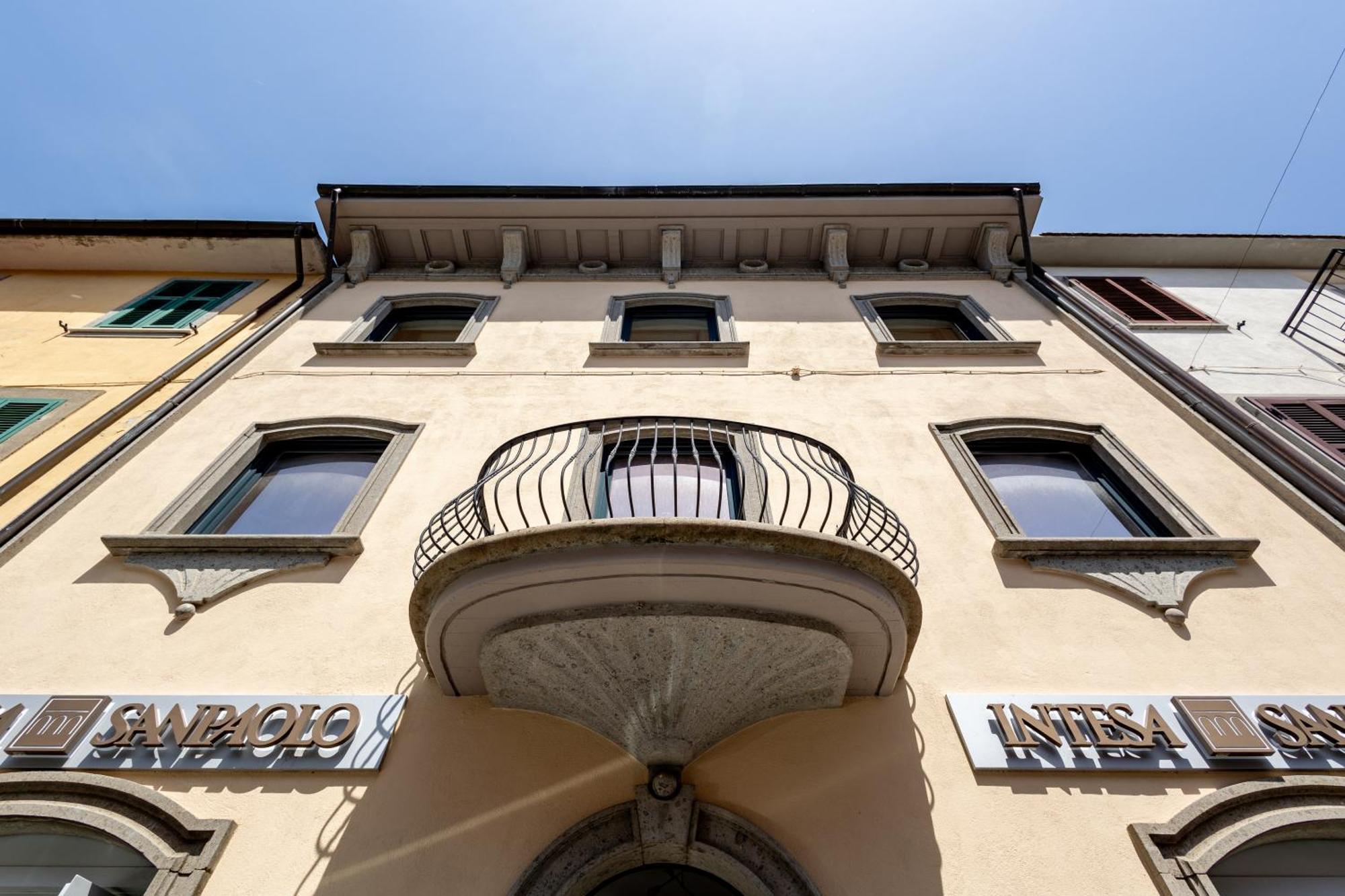 Casa Vacanze Maddalena - Palazzetto Sul Lago - Diamante Rosa Marta Extérieur photo