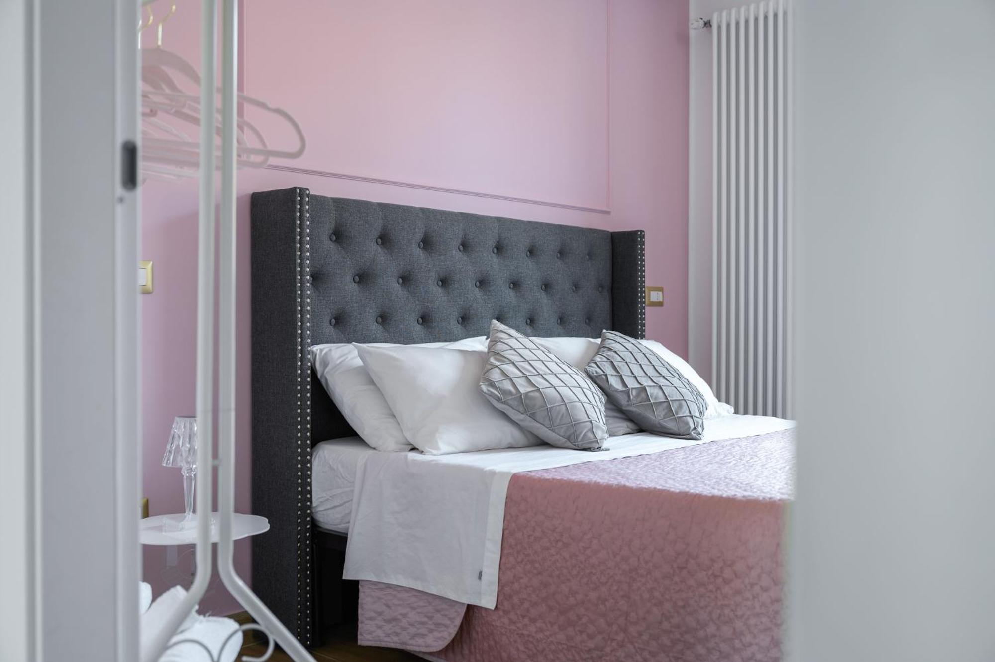 Casa Vacanze Maddalena - Palazzetto Sul Lago - Diamante Rosa Marta Extérieur photo