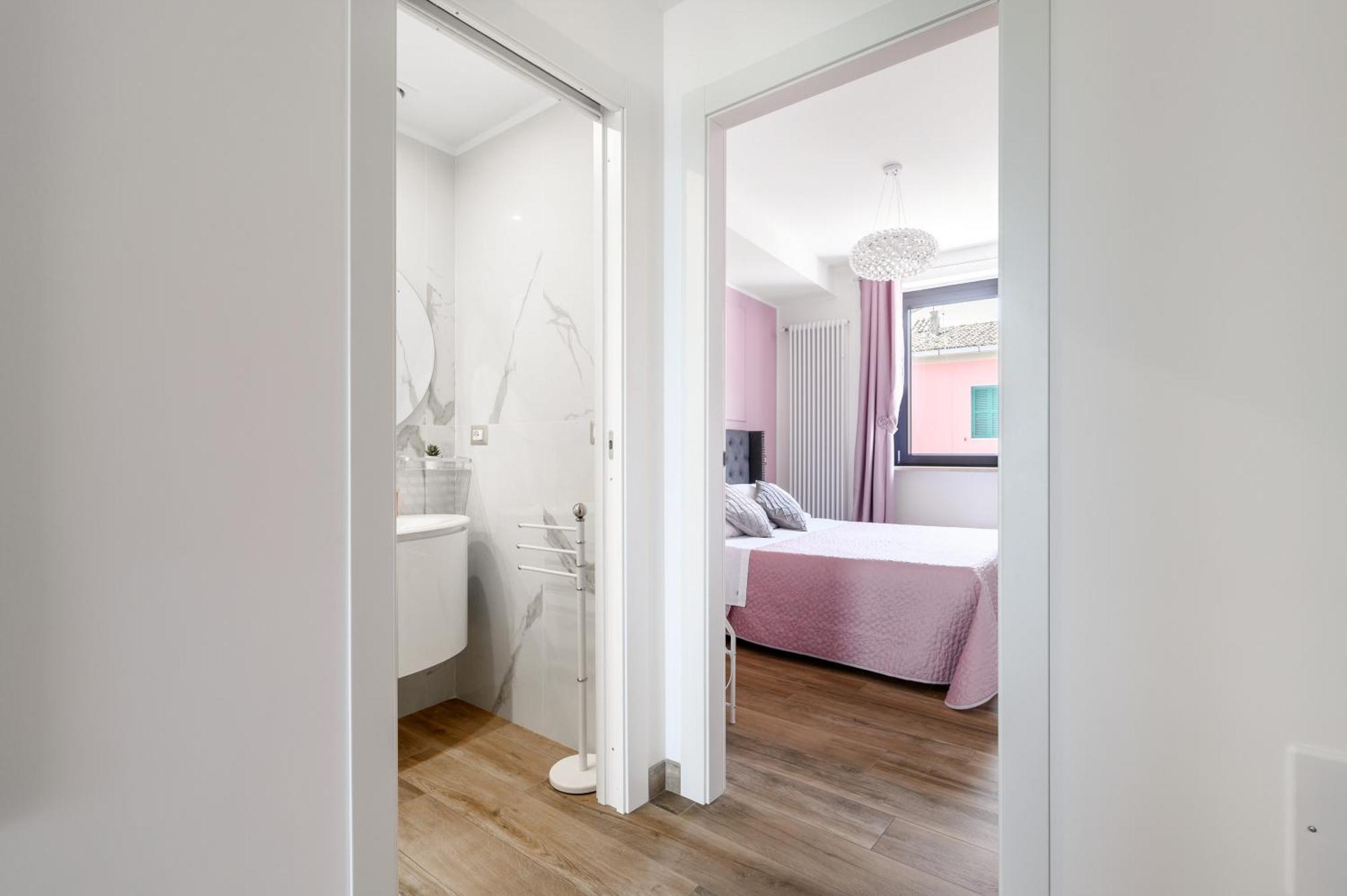 Casa Vacanze Maddalena - Palazzetto Sul Lago - Diamante Rosa Marta Extérieur photo